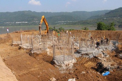 承建地基基础工程-场地平整土方开挖与回填-桩基础